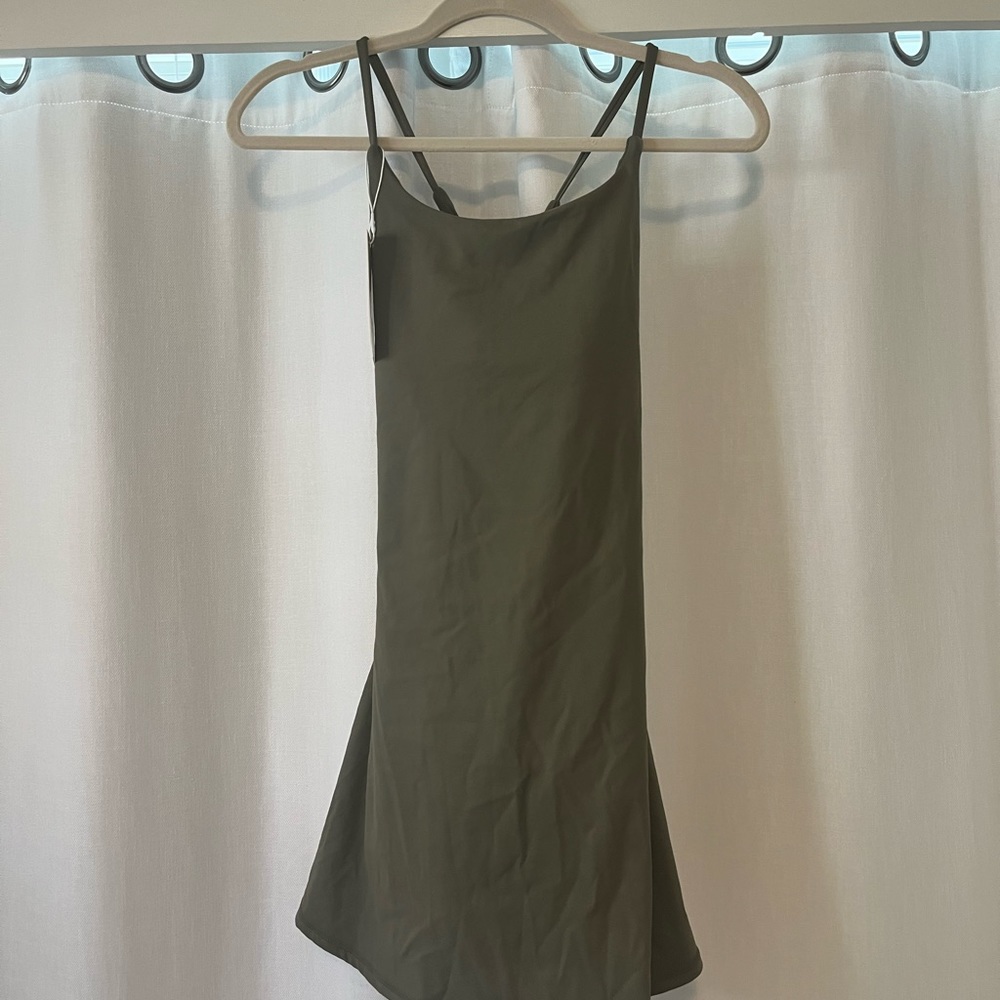Active Dresses